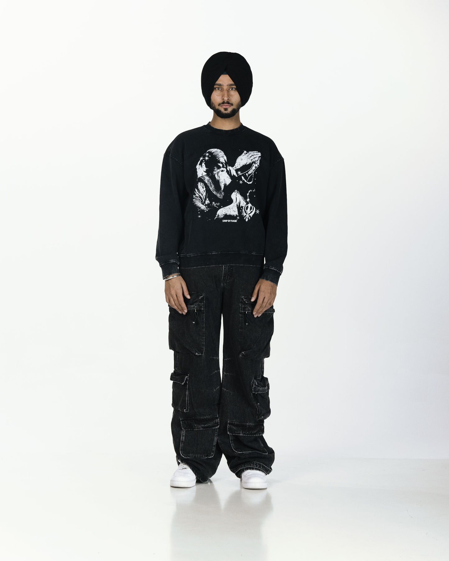 FAITH OVERSIZED FADED SWEATSHIRT