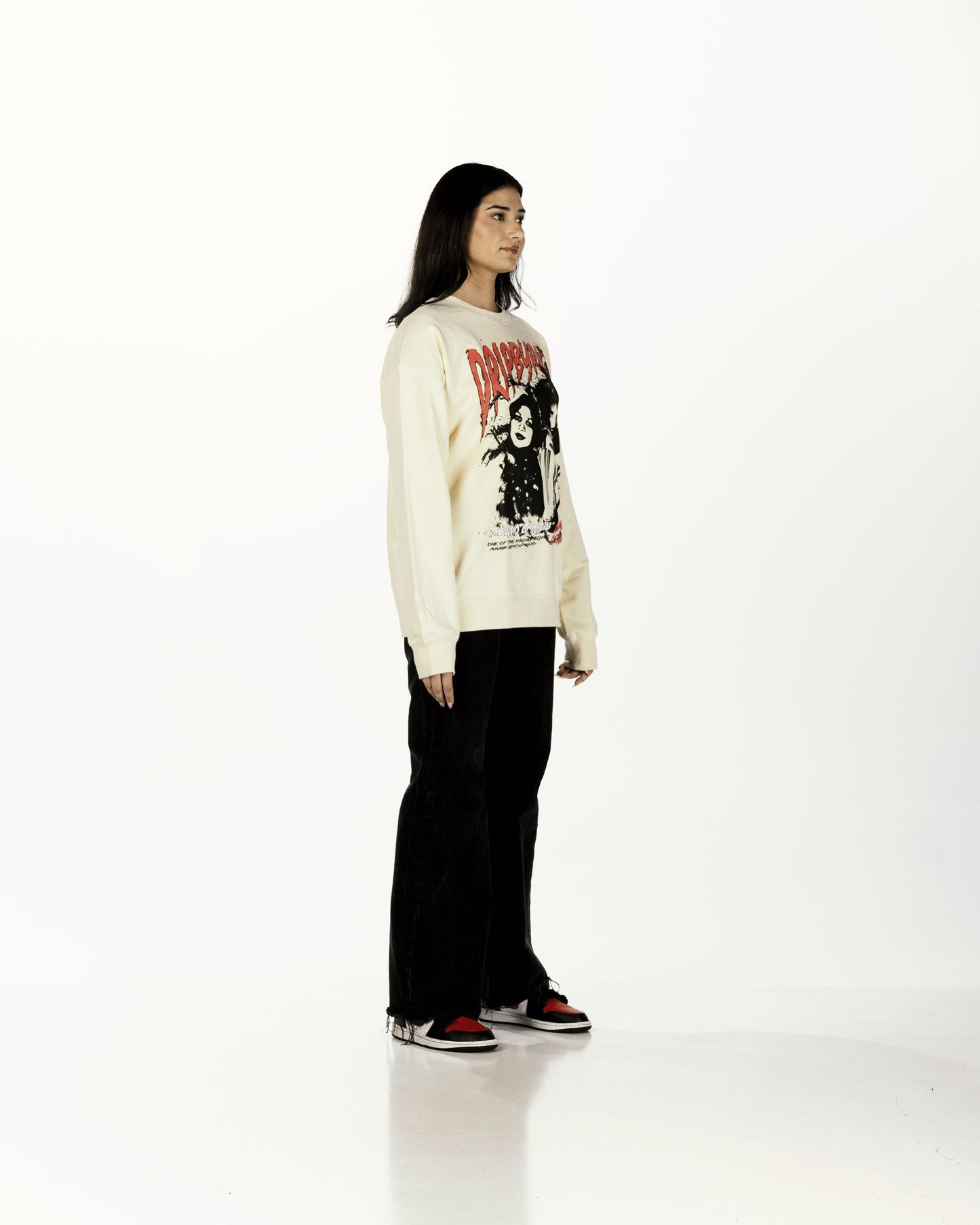 CHAMKILA SWEATSHIRT