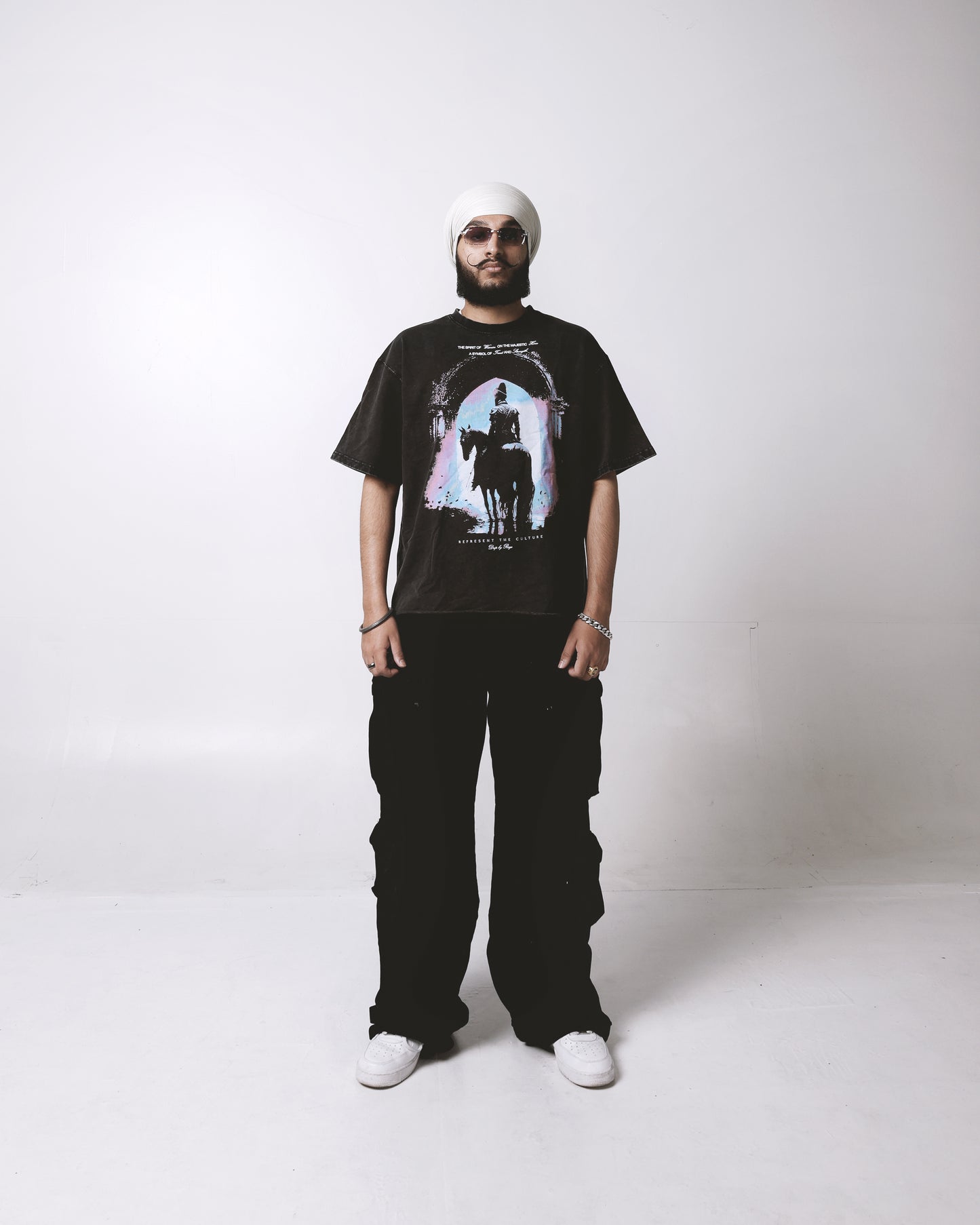 MAJESTIC KING OVERSIZED FADED T-SHIRT