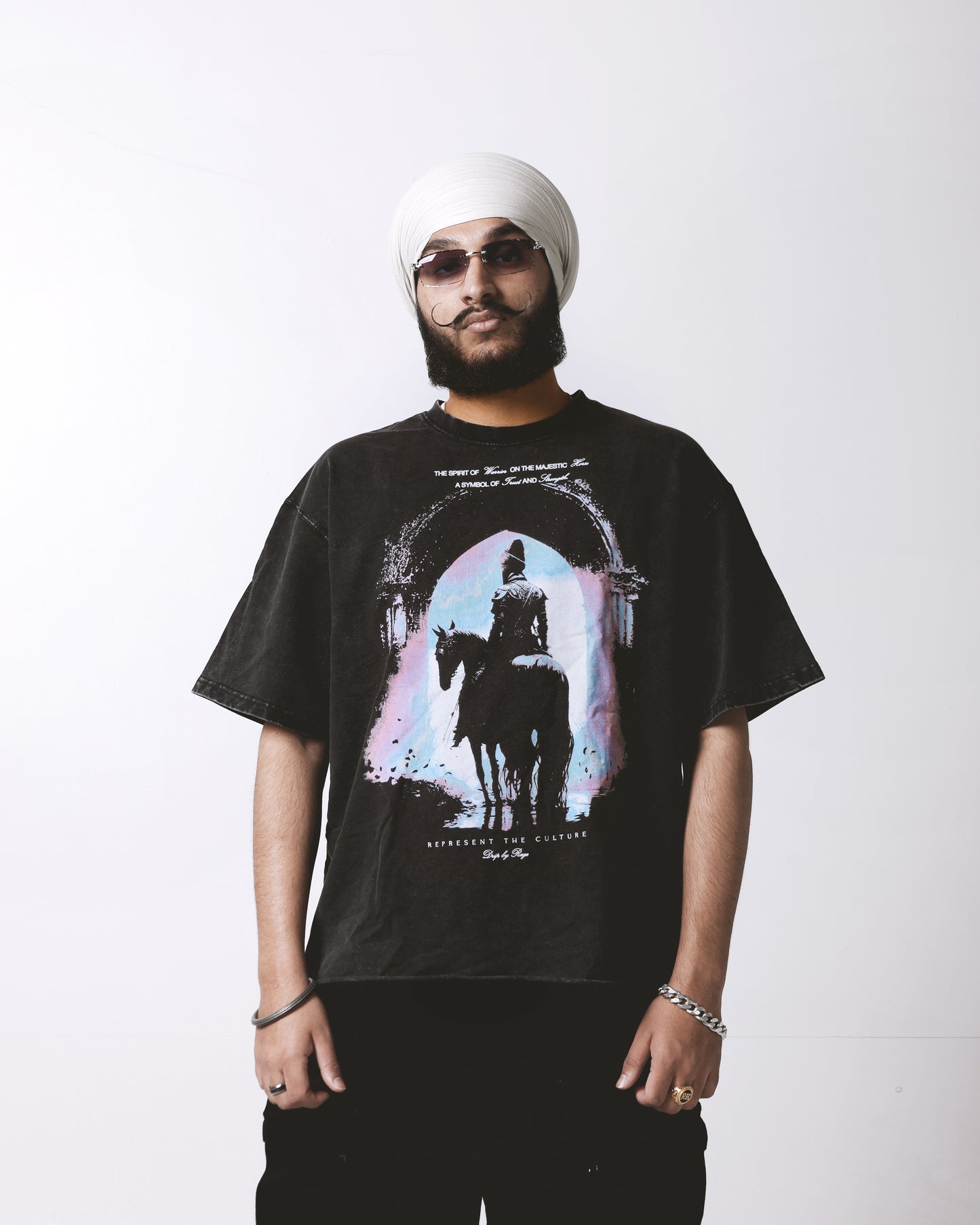 MAJESTIC KING OVERSIZED FADED T-SHIRT
