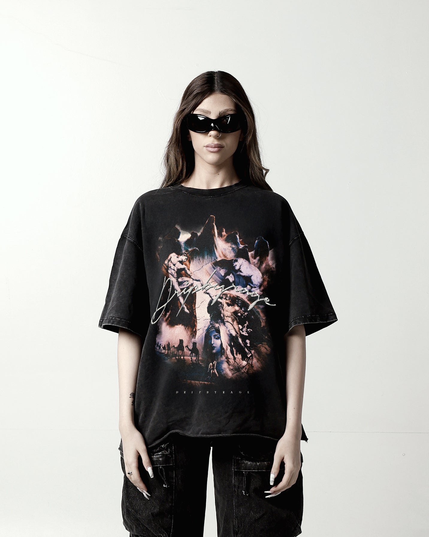 ATTACHMENT OVERSIZED FADED T-SHIRT