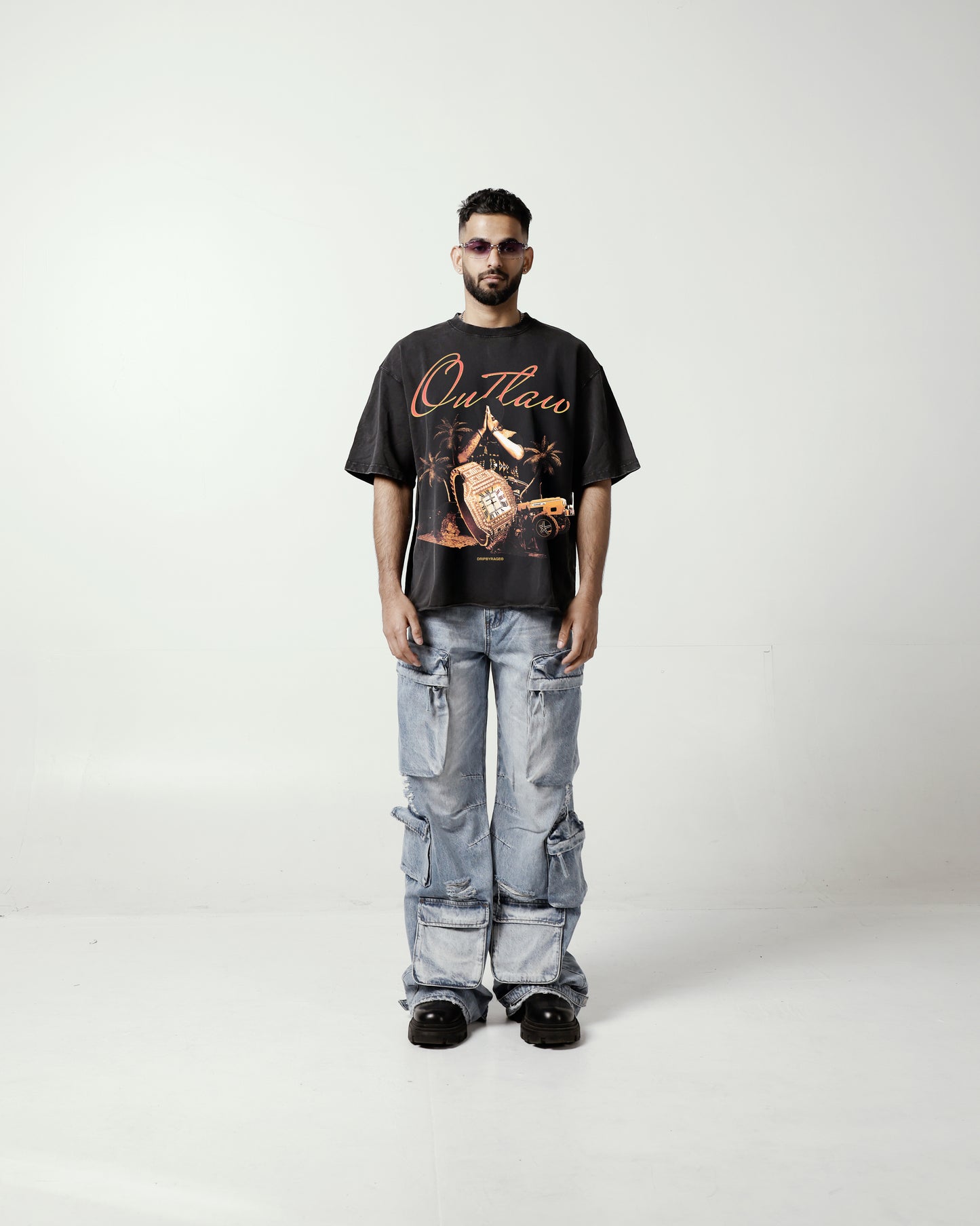 OUTLAW FADED T-SHIRT