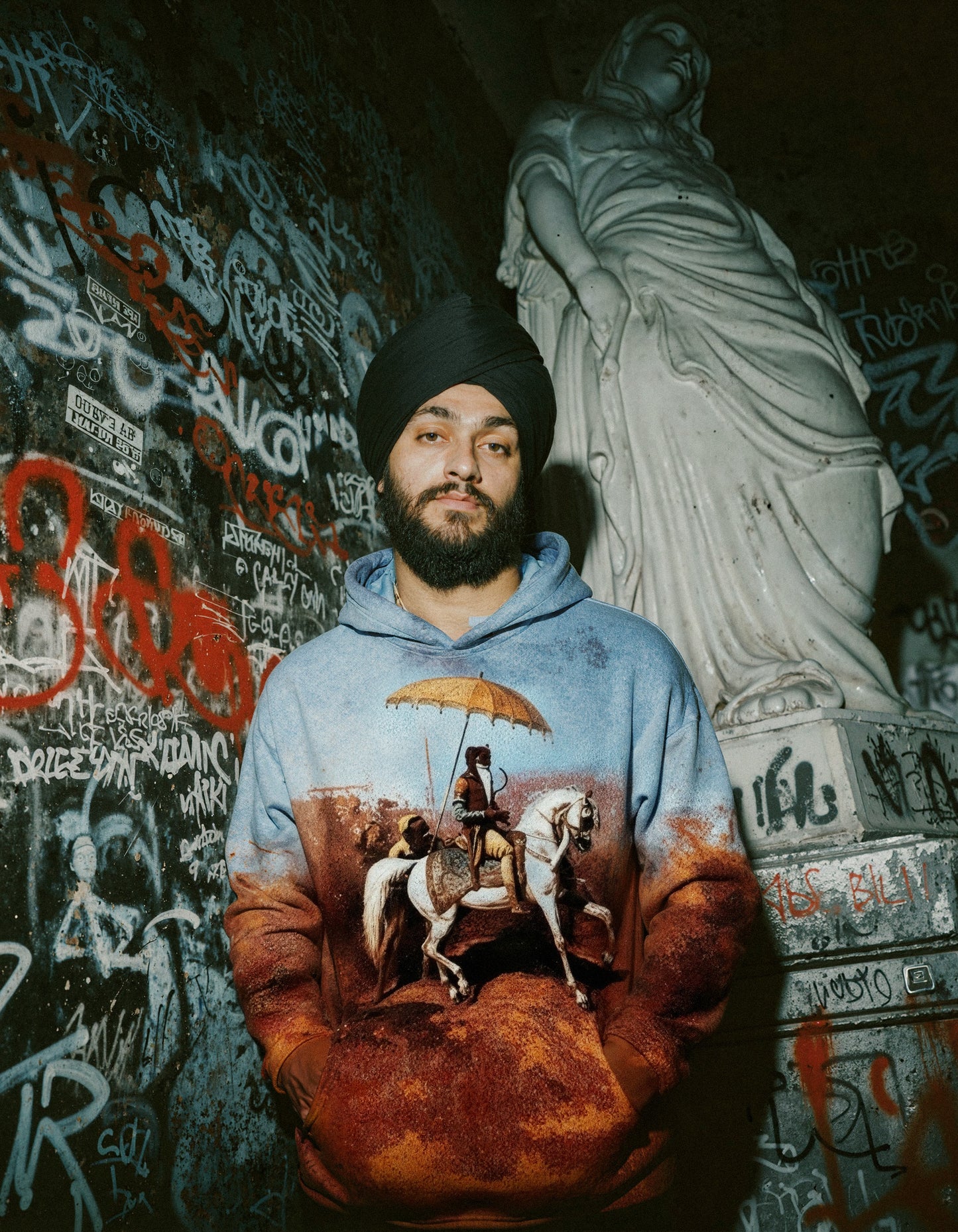 THE KING TAPESTRY HOODIE