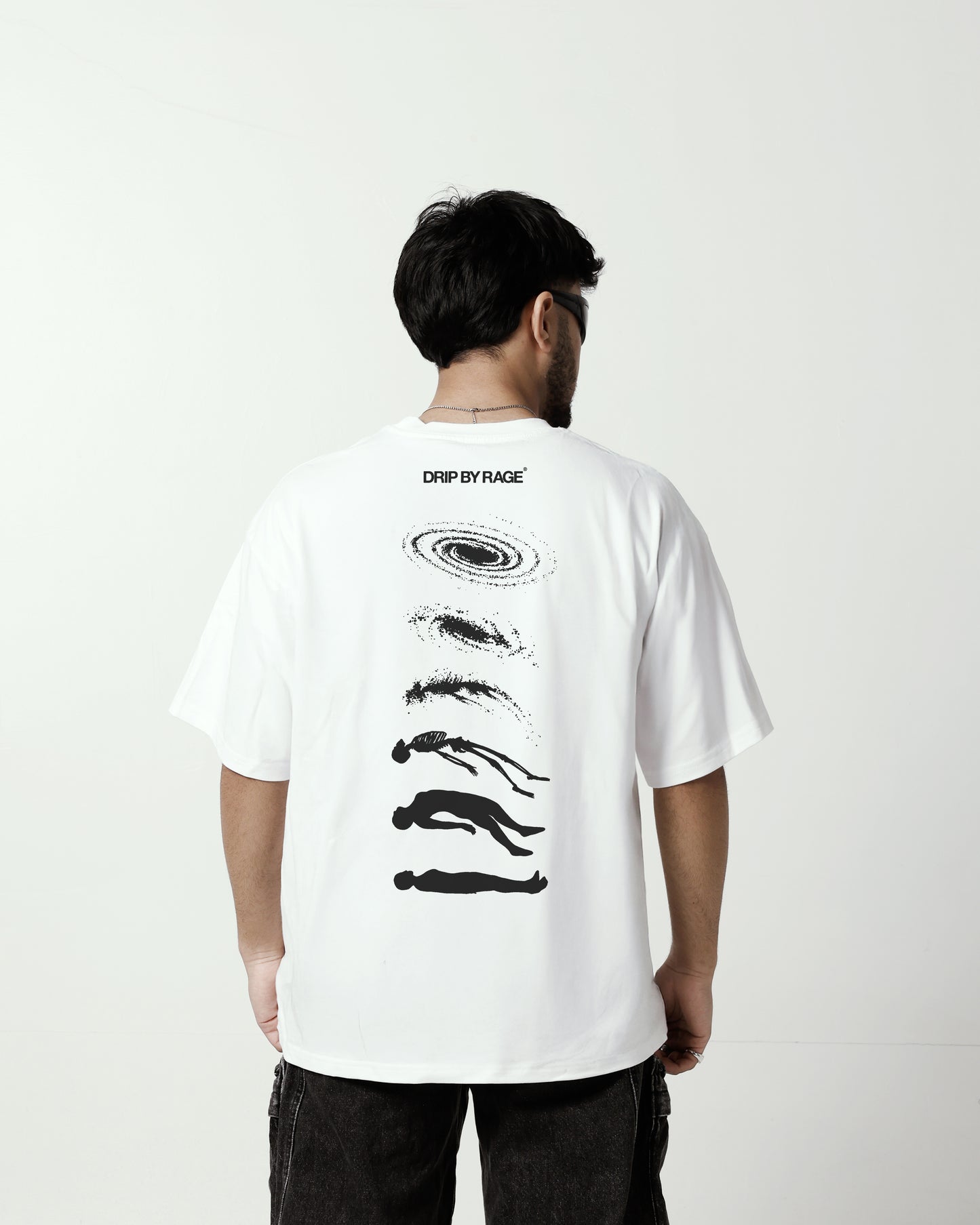 UNIVERSE T-SHIRT