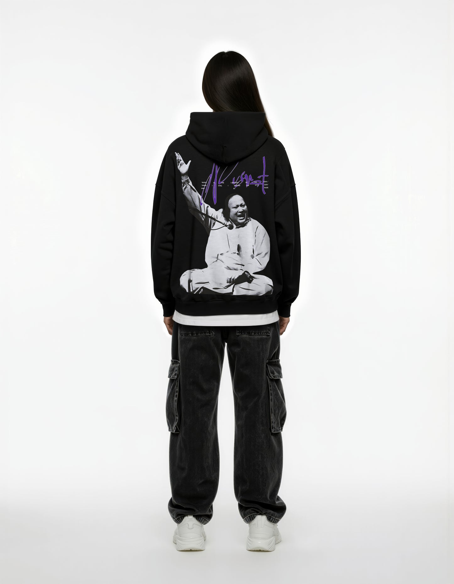 NUSRAT BOXY HOODIE