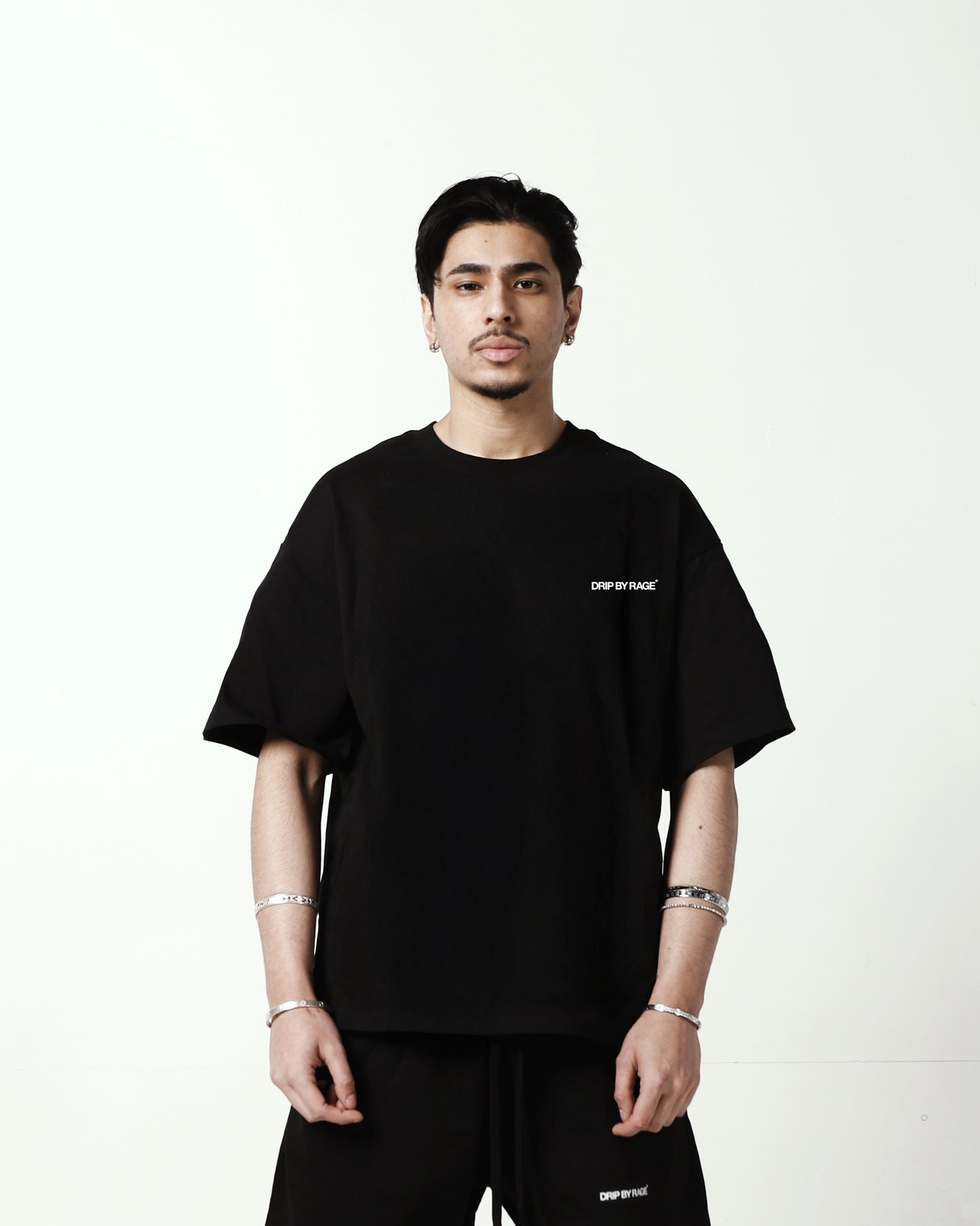 UNIVERSE T-SHIRT