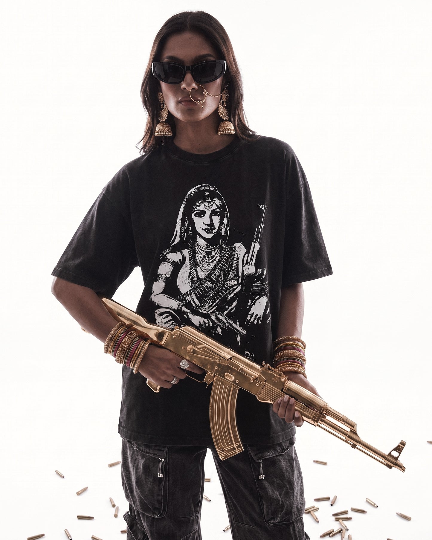 GANGSTER QUEEN II FADED OVERSIZED T-SHIRT