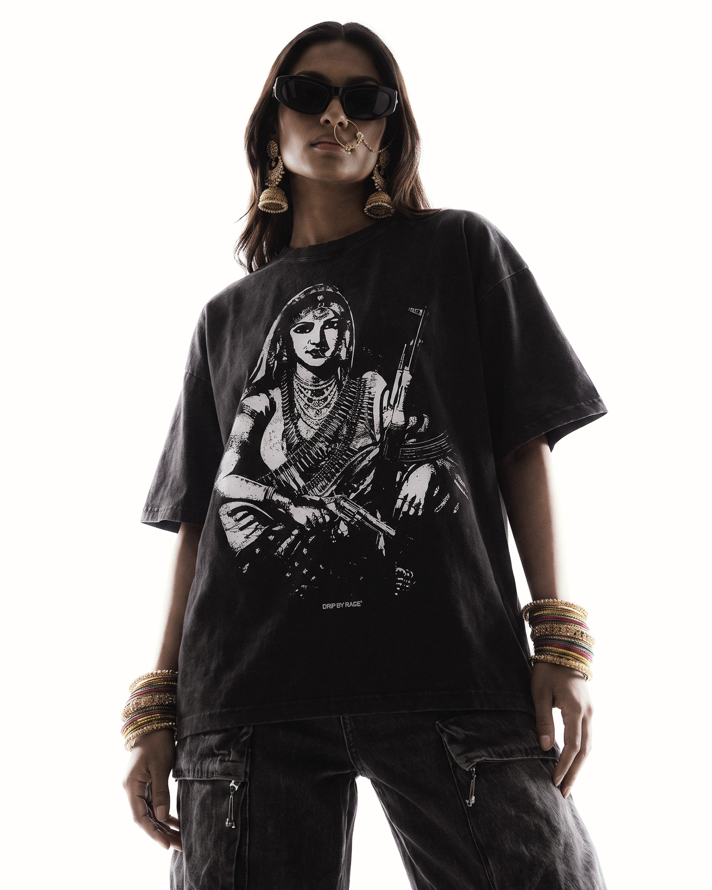 GANGSTER QUEEN II FADED OVERSIZED T-SHIRT