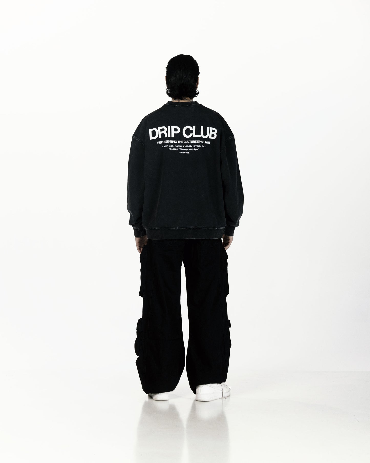 DRIP CLUB OVERSIZED FADED SWEATSHIRT